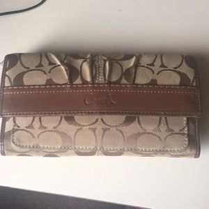 Coach wallet